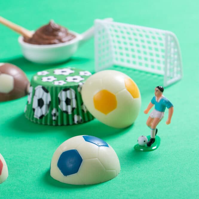 decora-bake-cook-moule-chocolat-ballon-foot-2-empreintes-polycarbonate image 8