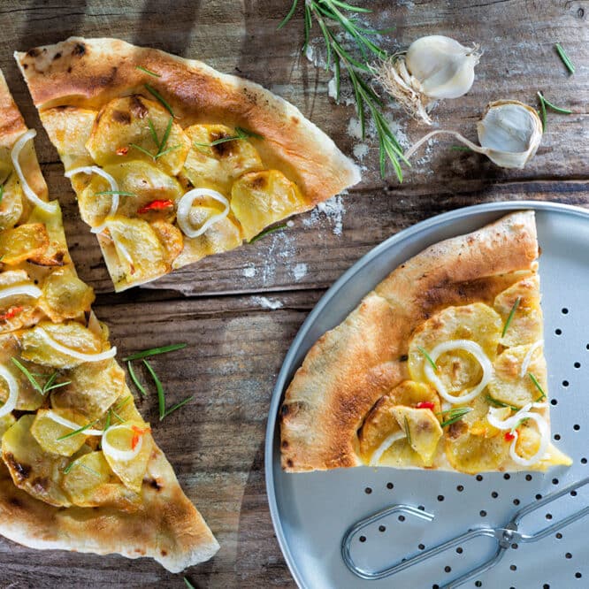 decora-bake-cook-teglie-pizza-plaque-perfor-e-antiadh-sive image 2
