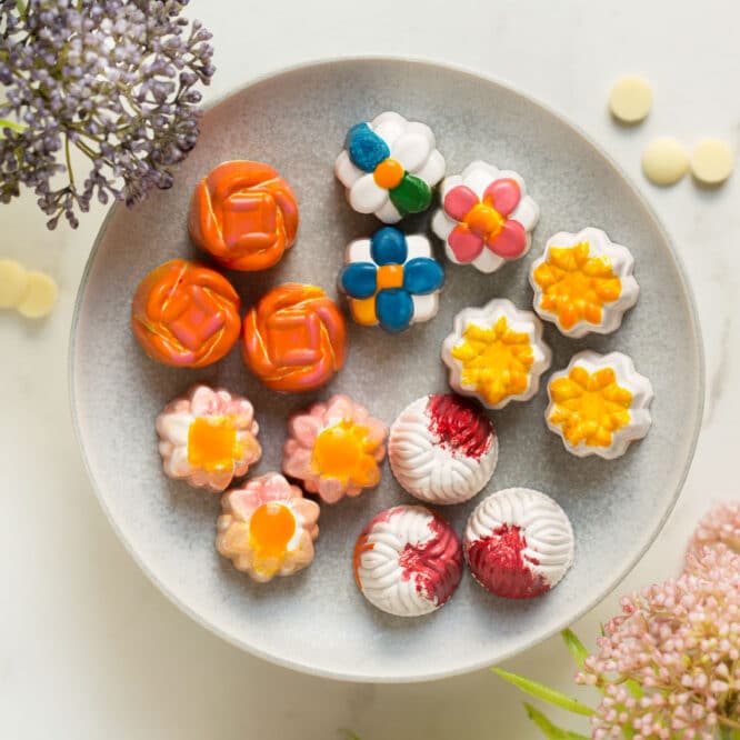 decora-bake-cook-la-pralina-spring-moule-chocolat-15-cavit-s image 2